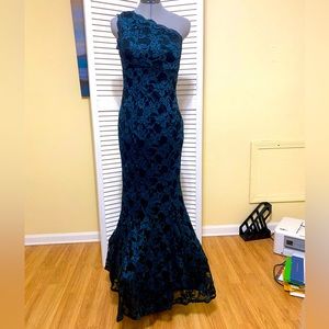 R and M collection Green one shoulder Formal Dress